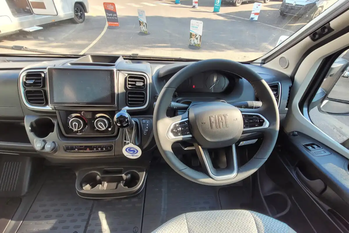 76CD36 07 Autotrail Imala730 SMC19027
