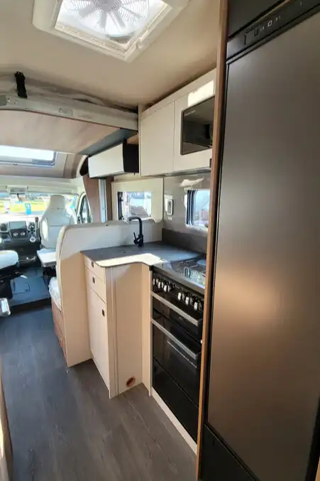 76CD36 16 Autotrail Imala730 SMC19027