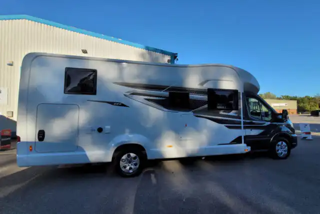 77DC42 03 Swift Voyager 584 RDTS32167