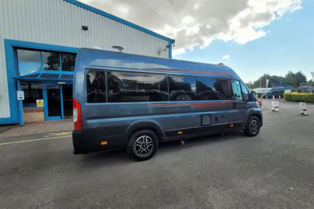 7803CA 03 Autotrail VLine 635Sport TG039168