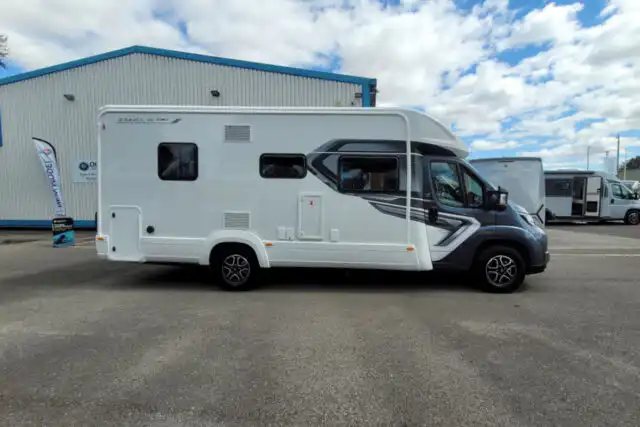 7803EA 03 Autotrail Imala730 TMD02946