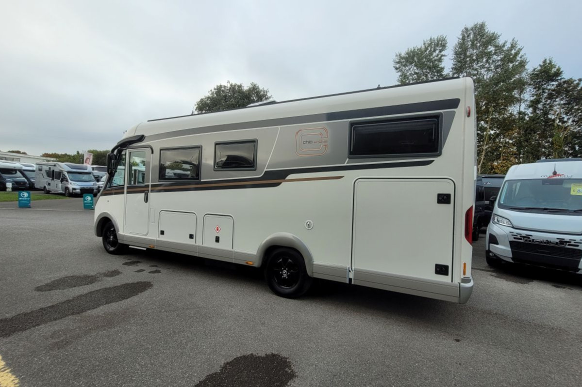 78563A 04 Carthago Chic C Line I4.9LE HX73BSV