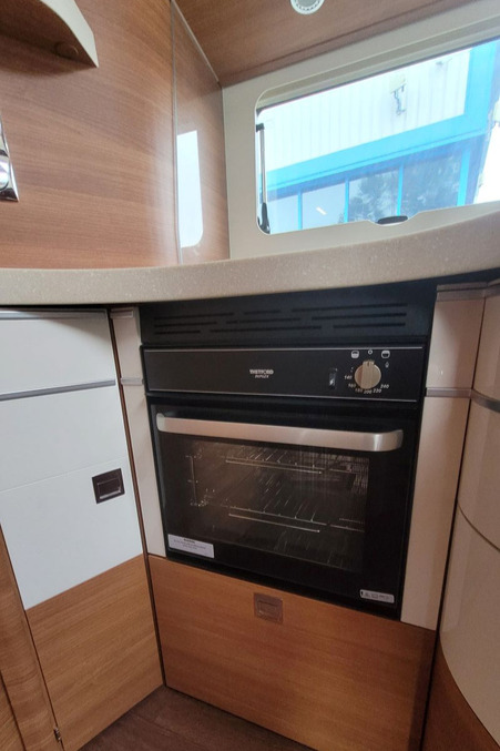 78563A 13 Carthago Chic C Line I4.9LE HX73BSV