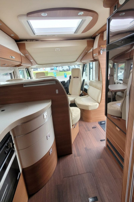 78563A 20 Carthago Chic C Line I4.9LE HX73BSV
