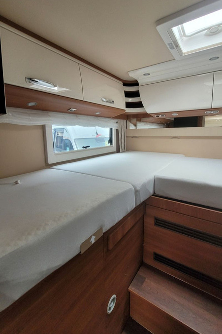 78563A 24 Carthago Chic C Line I4.9LE HX73BSV