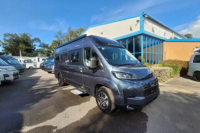 78B602 01 Adria Twin Supreme 640SLB TMD27532