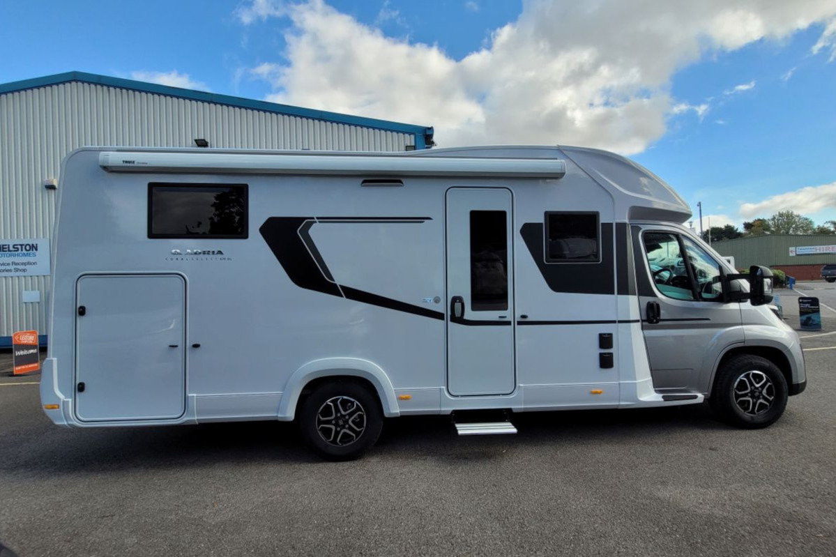 78B64E 03 Adria Coral Select 670DL TMD15569