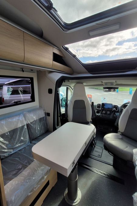 78B64E 13 Adria Coral Select 670DL TMD15569