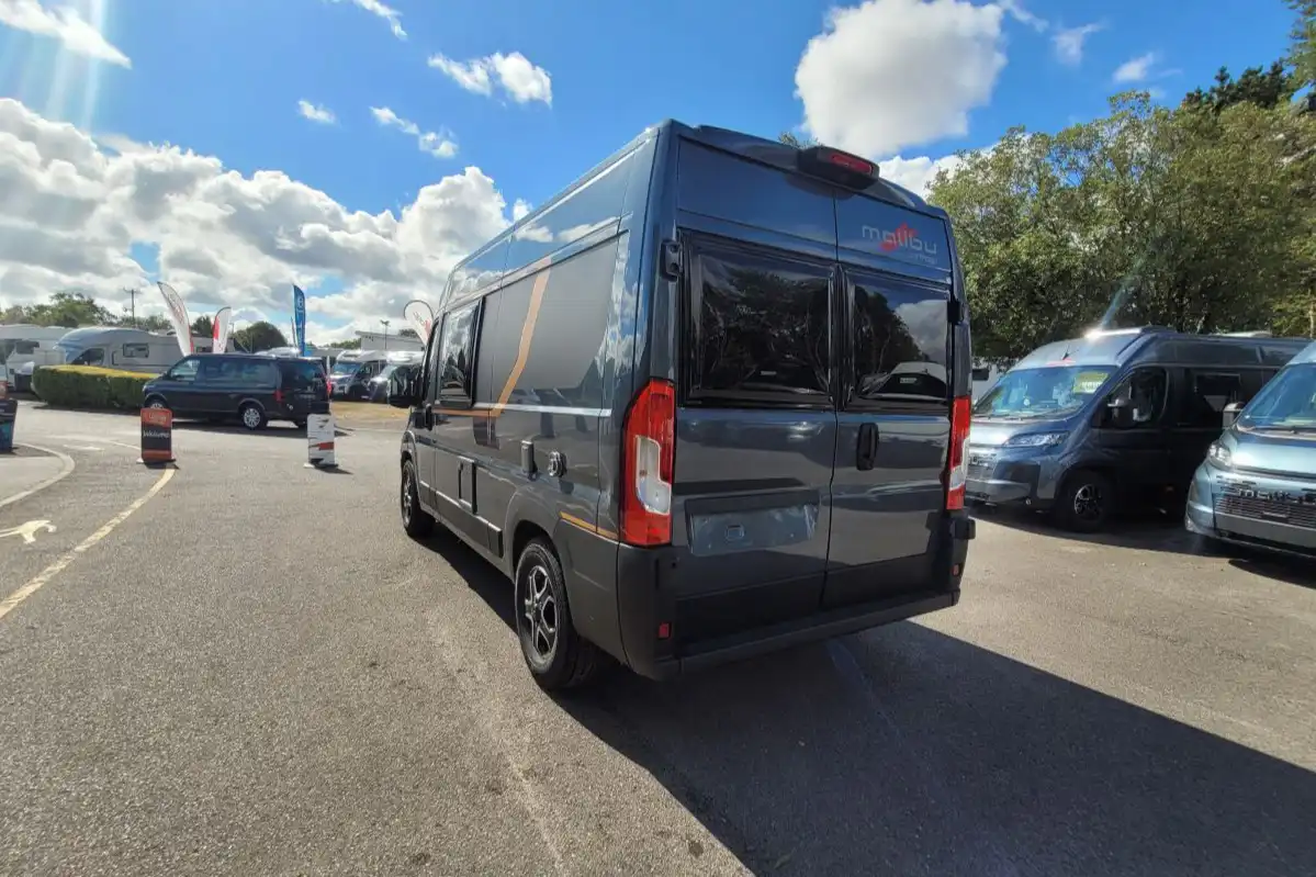 79158A 05 Malibu Van Compact 540DB TMC87384