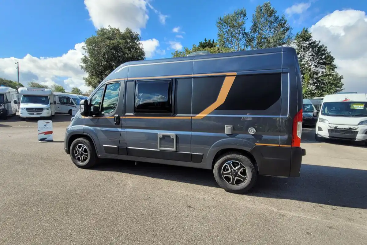 79158A 06 Malibu Van Compact 540DB TMC87384