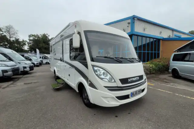 7966DE 01 Hymer B Class Premium Line 588 WL66HKB