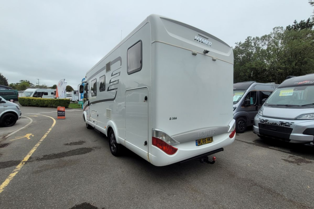 7966DE 04 Hymer B Class Premium Line 588 WL66HKB