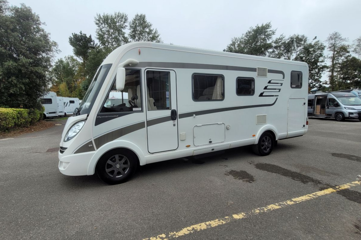 7966DE 06 Hymer B Class Premium Line 588 WL66HKB