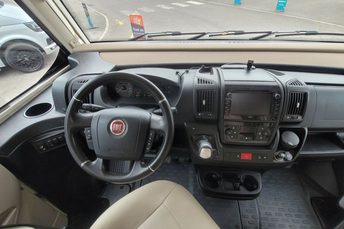 7966DE 07 Hymer B Class Premium Line 588 WL66HKB