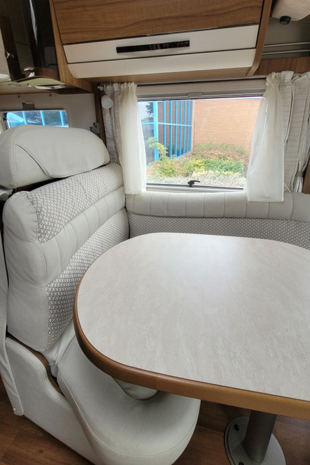7966DE 12 Hymer B Class Premium Line 588 WL66HKB