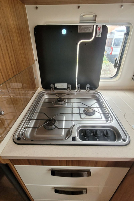 7966DE 19 Hymer B Class Premium Line 588 WL66HKB