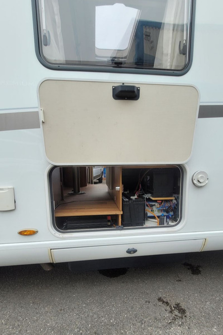 7966DE 35 Hymer B Class Premium Line 588 WL66HKB