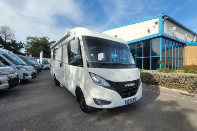 7969B6 01 Hymer B Class Modern Comfort I690 HX72BYC