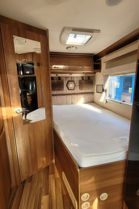 7981EA 19 Autosleeper Malvern HX15DJD
