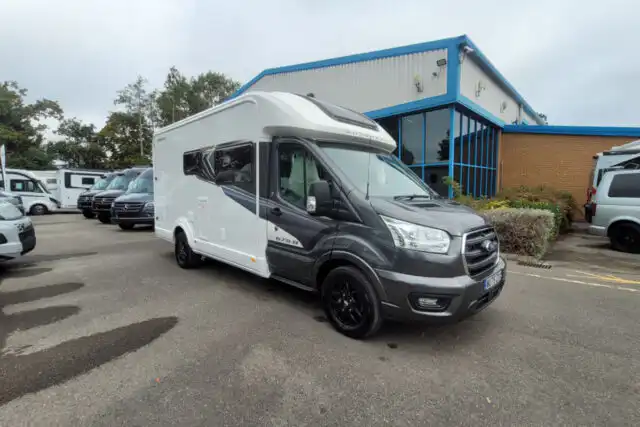 799BDA 02 Autotrail Excel 675B WU75ZXV