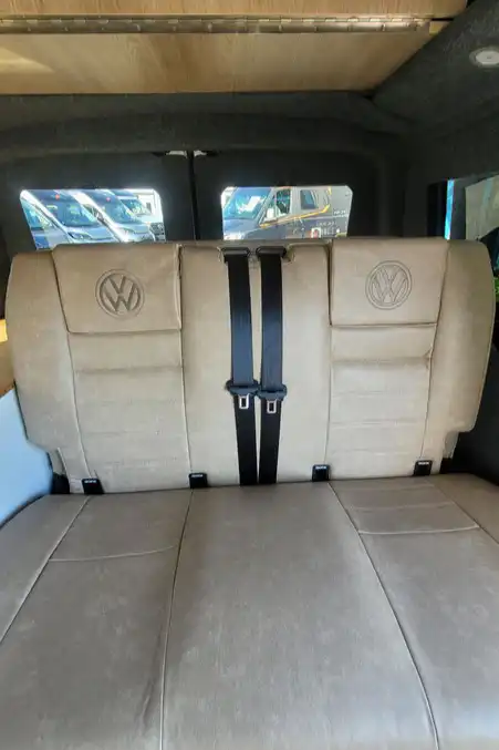 79BD3A 20 Volkswagen Wildtracks WF73XSY