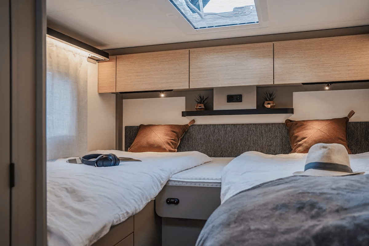 Burstner Campeo Interior