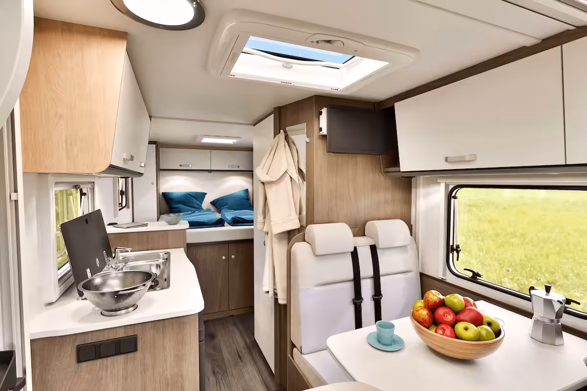 Carado V Series Interior 1