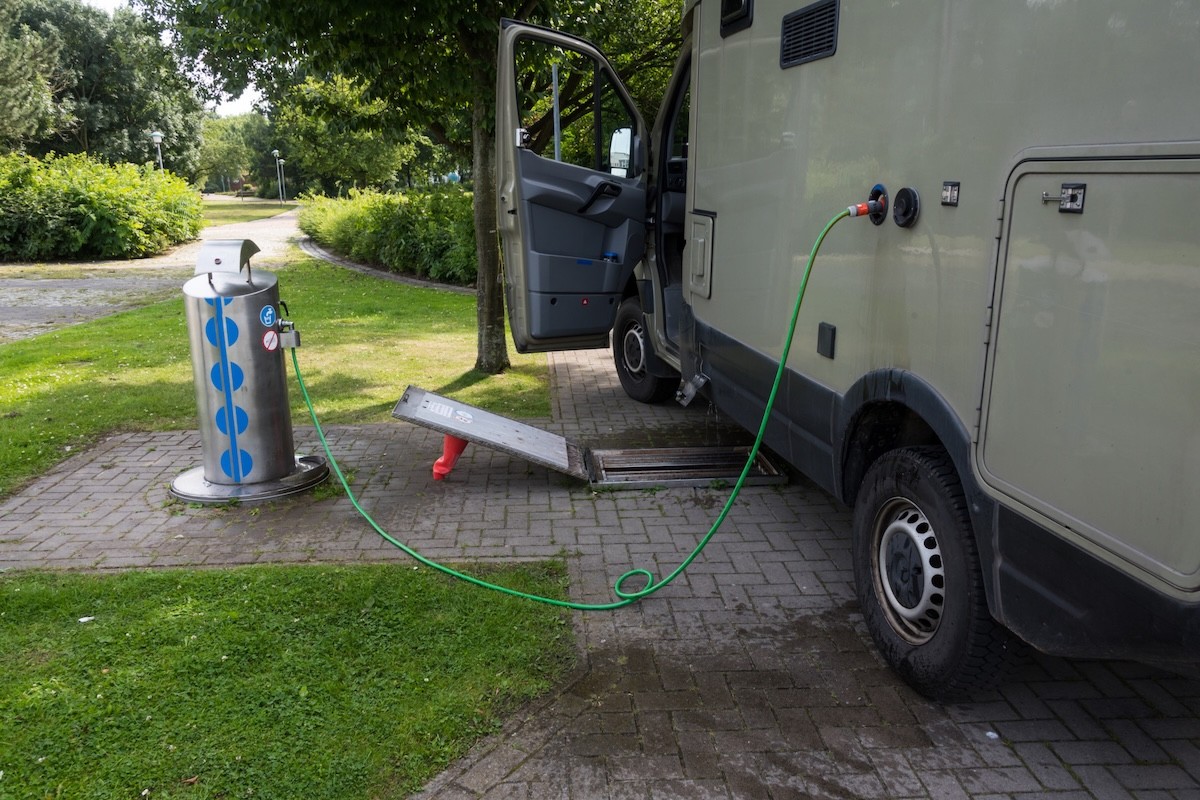 How Do I Dispose Of Waste And Water When Living In A Motorhome Blog