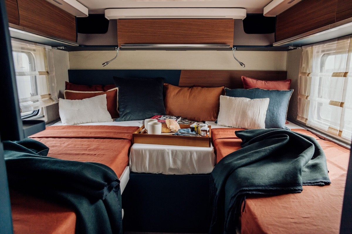 Laika Kreos Interior