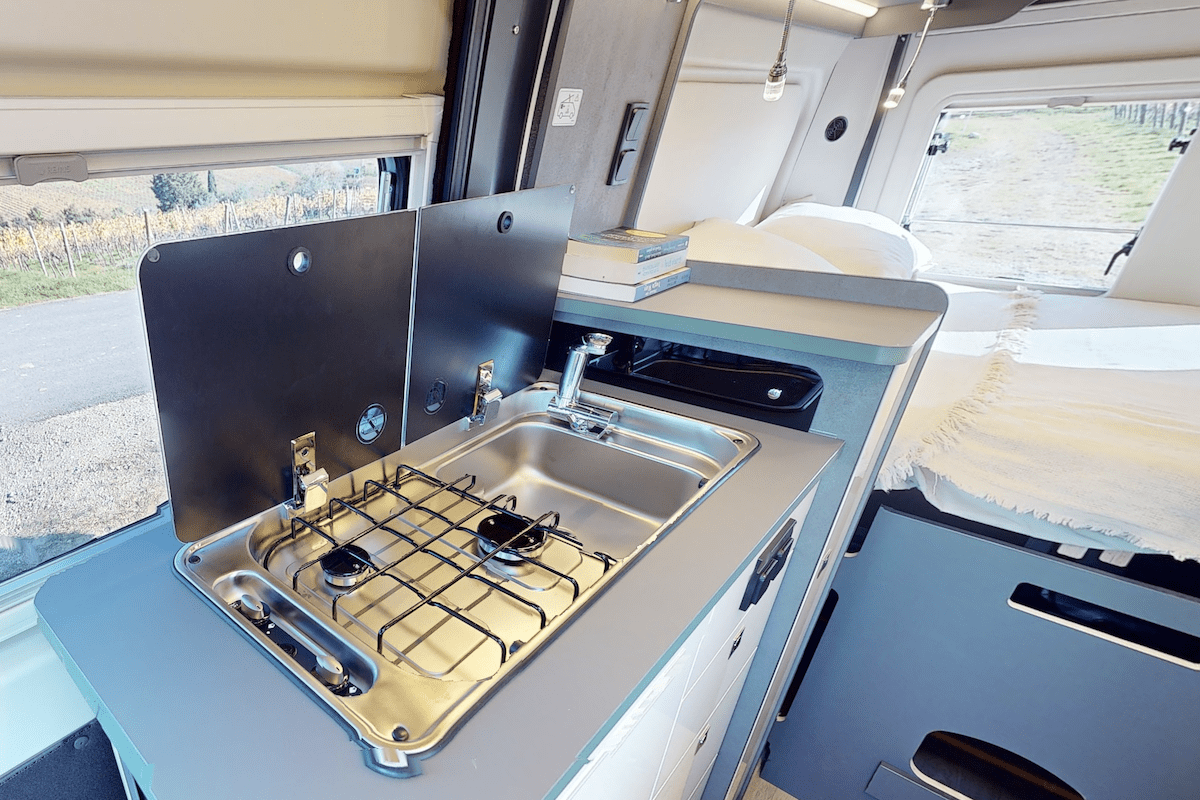 Laika Comfortable Living Block