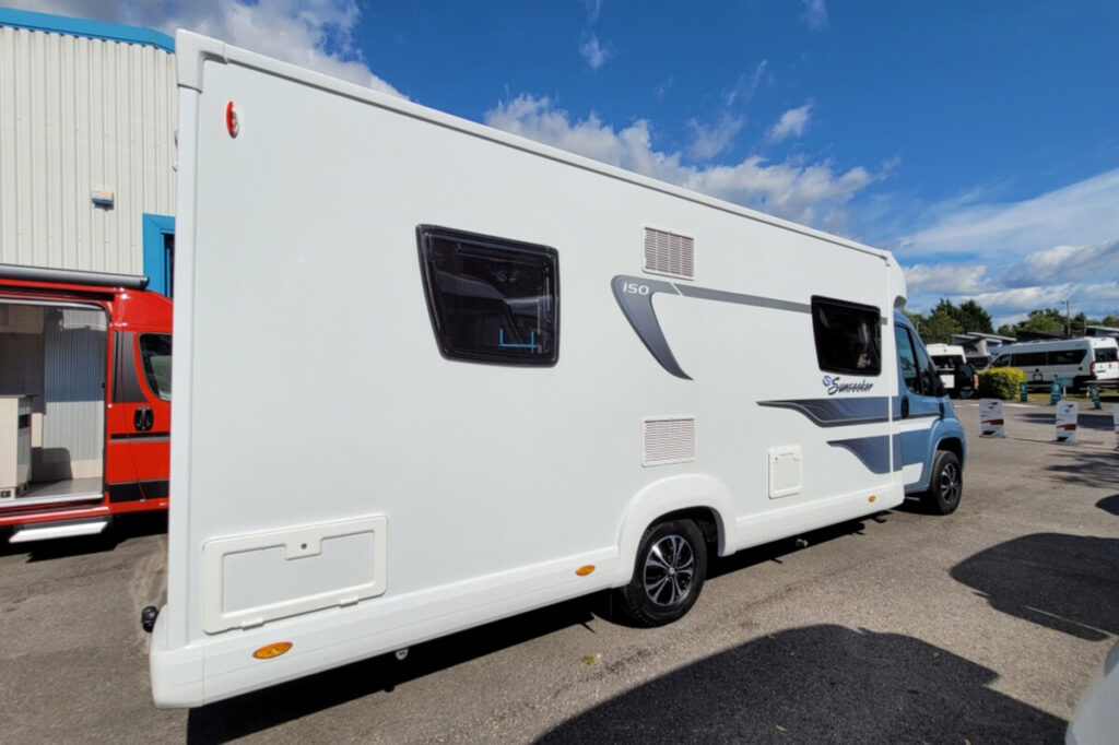 757AC2 03 Elddis Sunseeker150 WX73BWE