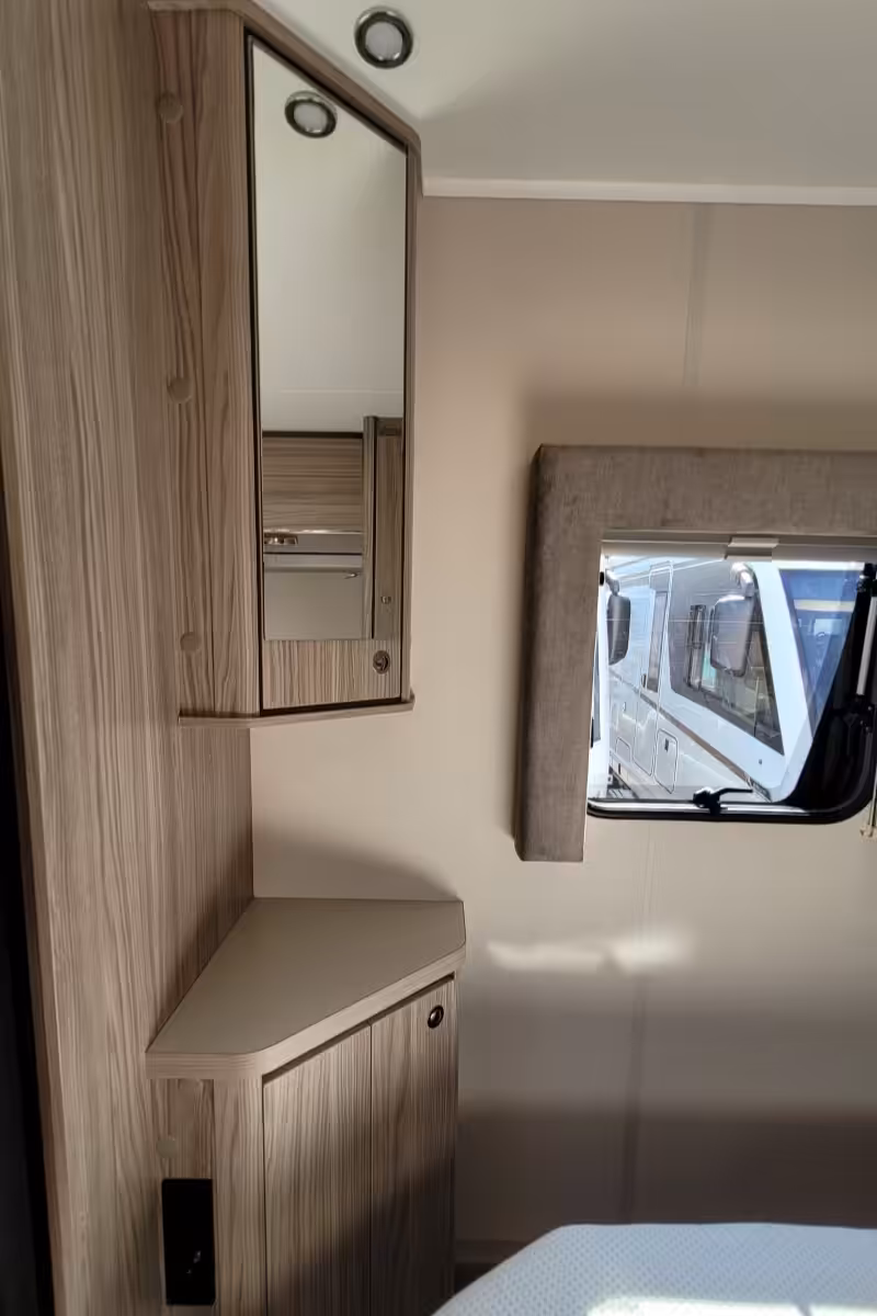 757AC2 25 Elddis Sunseeker150 WX73BWE