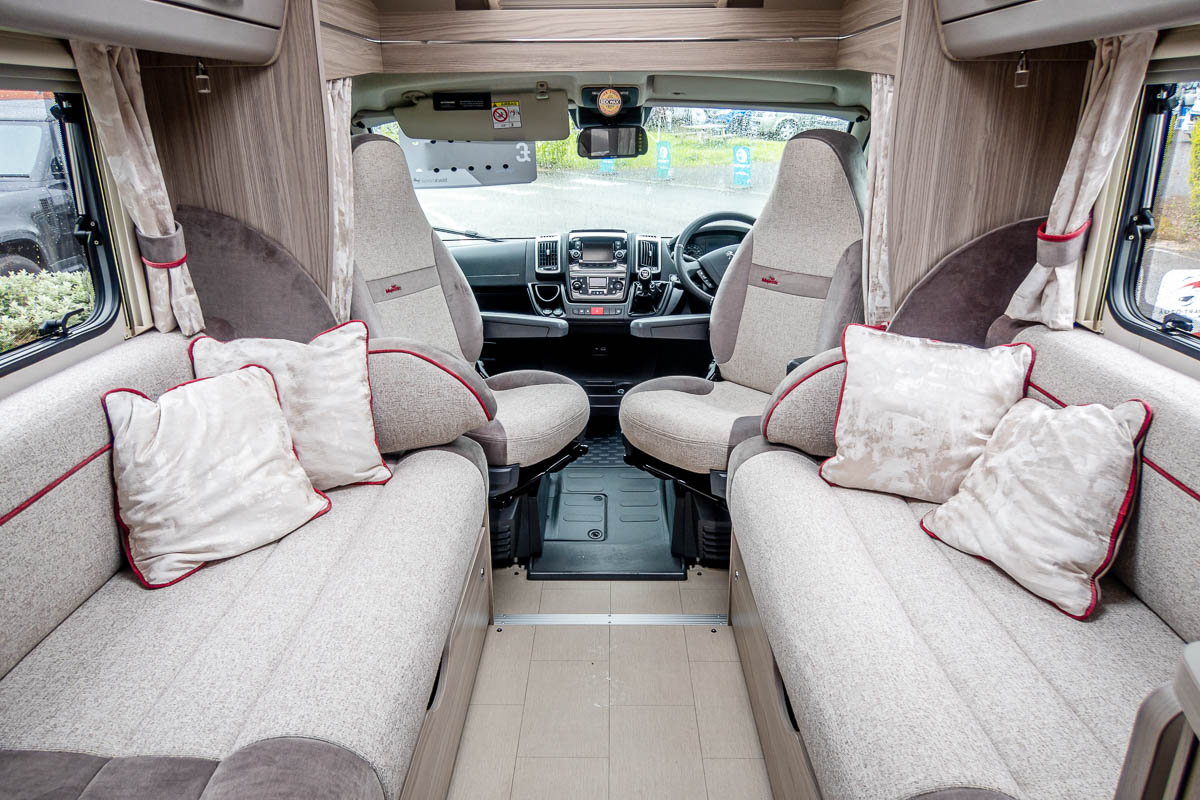 6C84E2 08 2021 Elddis Majestic155 PO21EWB