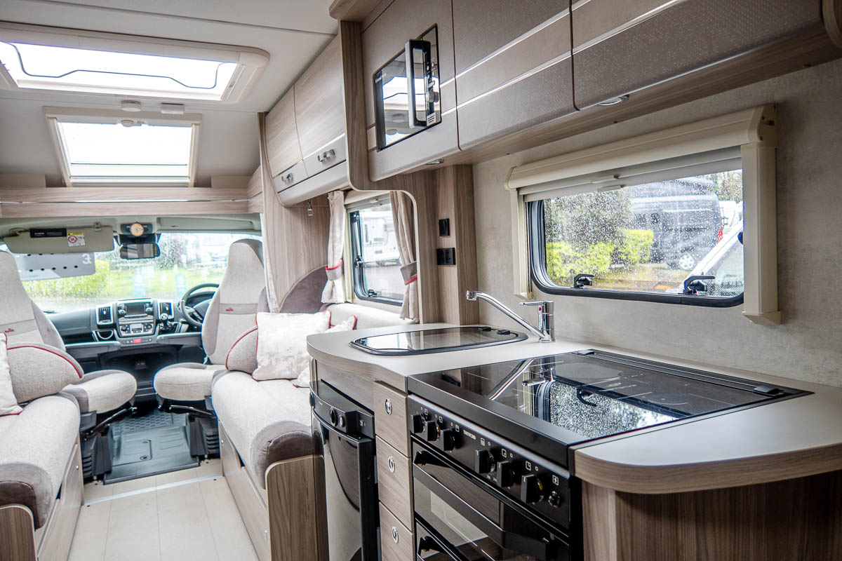 6C84E2 13 2021 Elddis Majestic155 PO21EWB