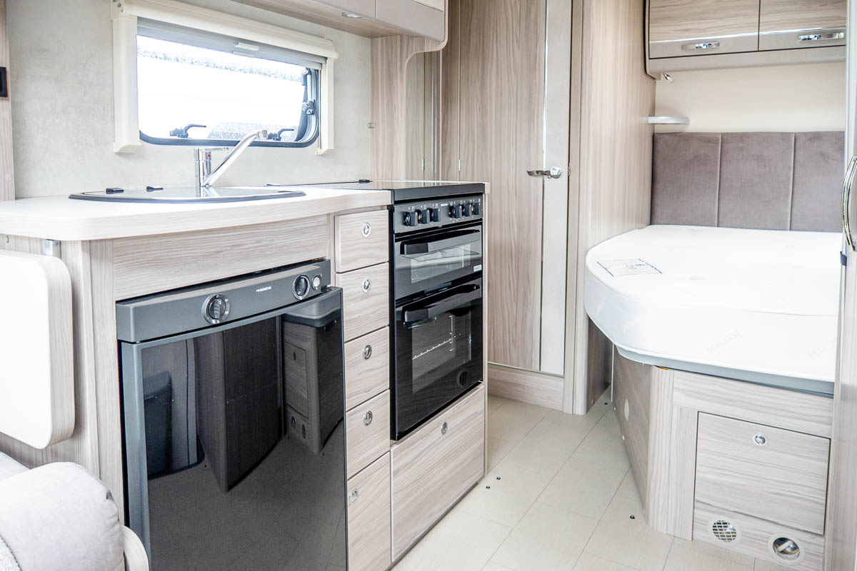 6C84E2 15 2021 Elddis Majestic155 PO21EWB