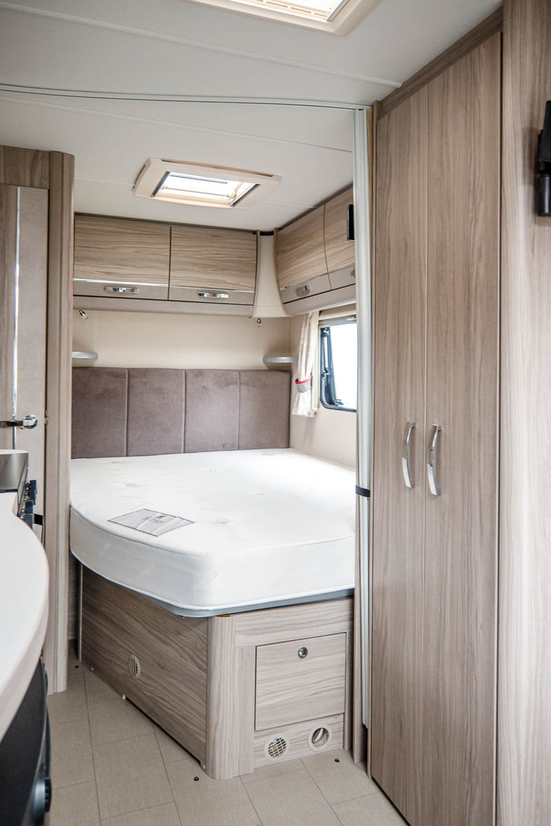 6C84E2 17 2021 Elddis Majestic155 PO21EWB