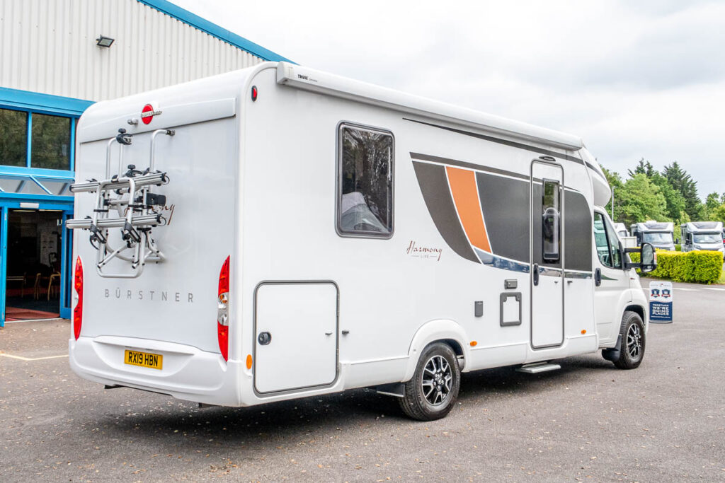 6DB92A 03 2019 Burstner Lyseo745 RX19HBN