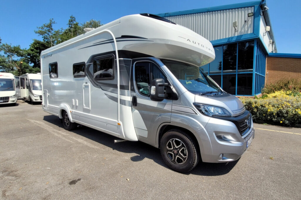 72C7E6 03 Autotrail Delaware WJ24VGM