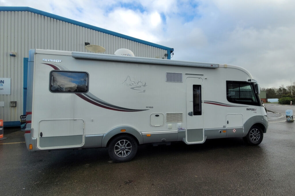 773F26 03 Rapido 9094DF FX15PZA