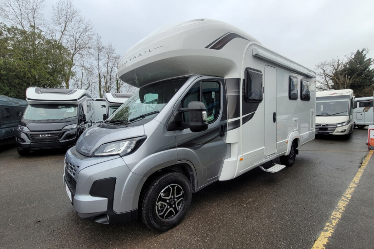 7765D6 07 Autotrail ExpeditionC71 SMC15779