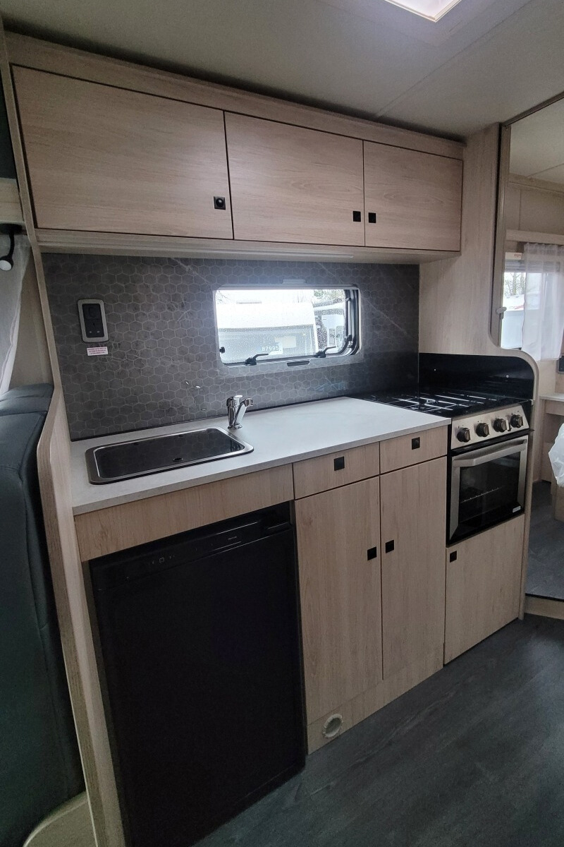 7765D6 18 Autotrail ExpeditionC71 SMC15779