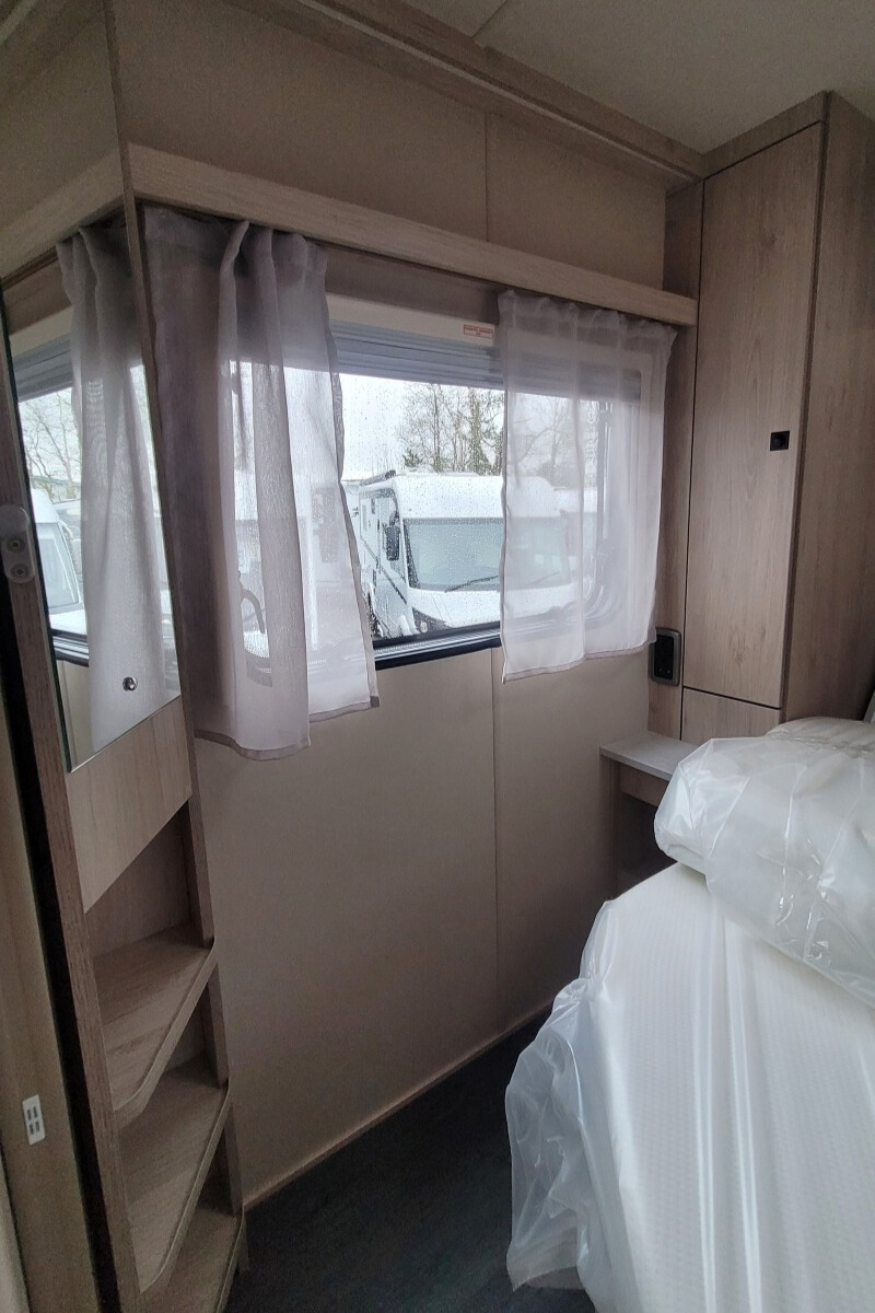 7765D6 26 Autotrail ExpeditionC71 SMC15779