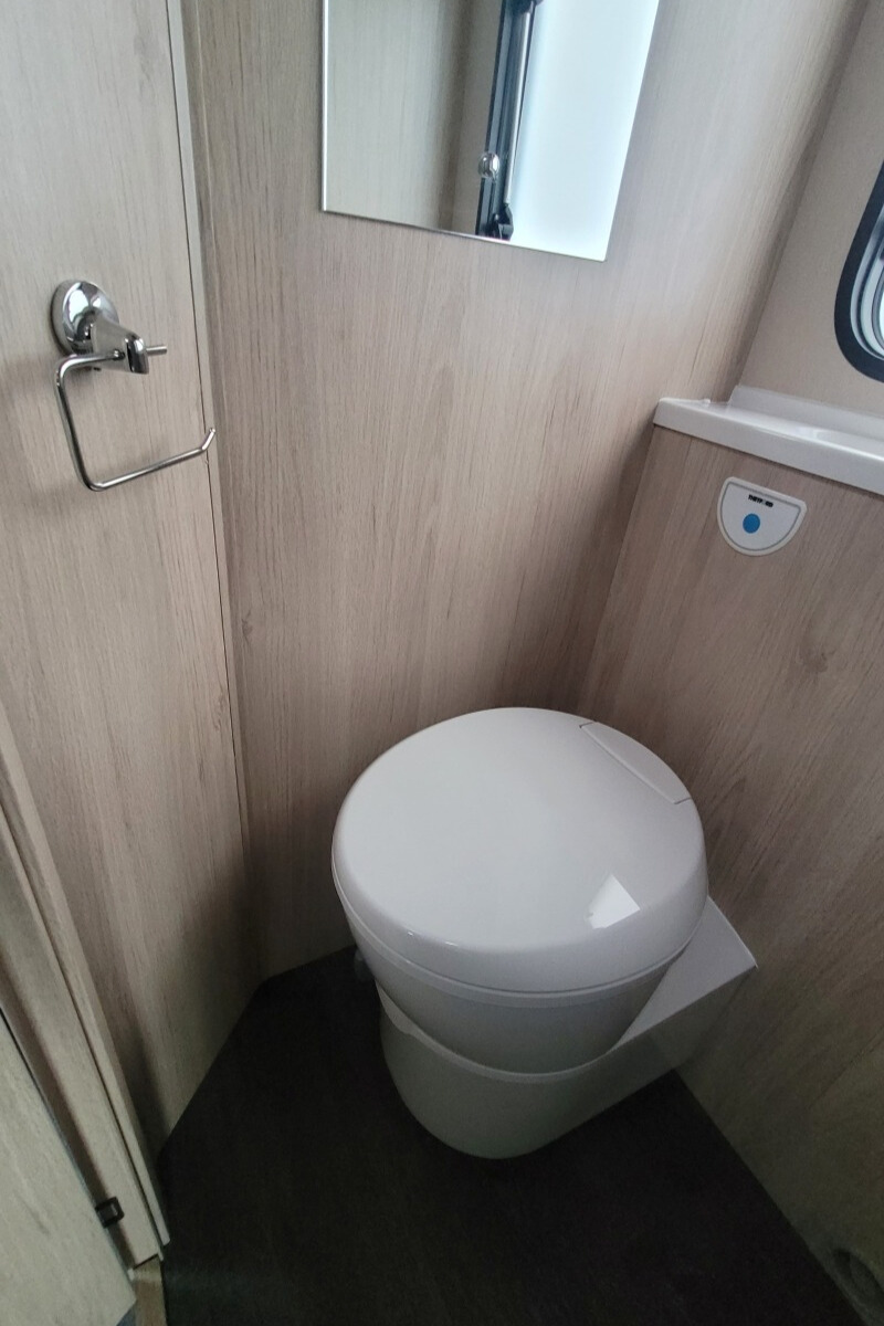 7765D6 31 Autotrail ExpeditionC71 SMC15779