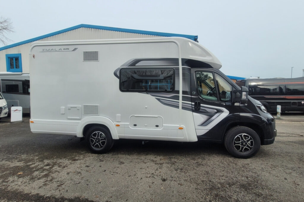 7765E6 03 Autotrail Imala615 SMC11410