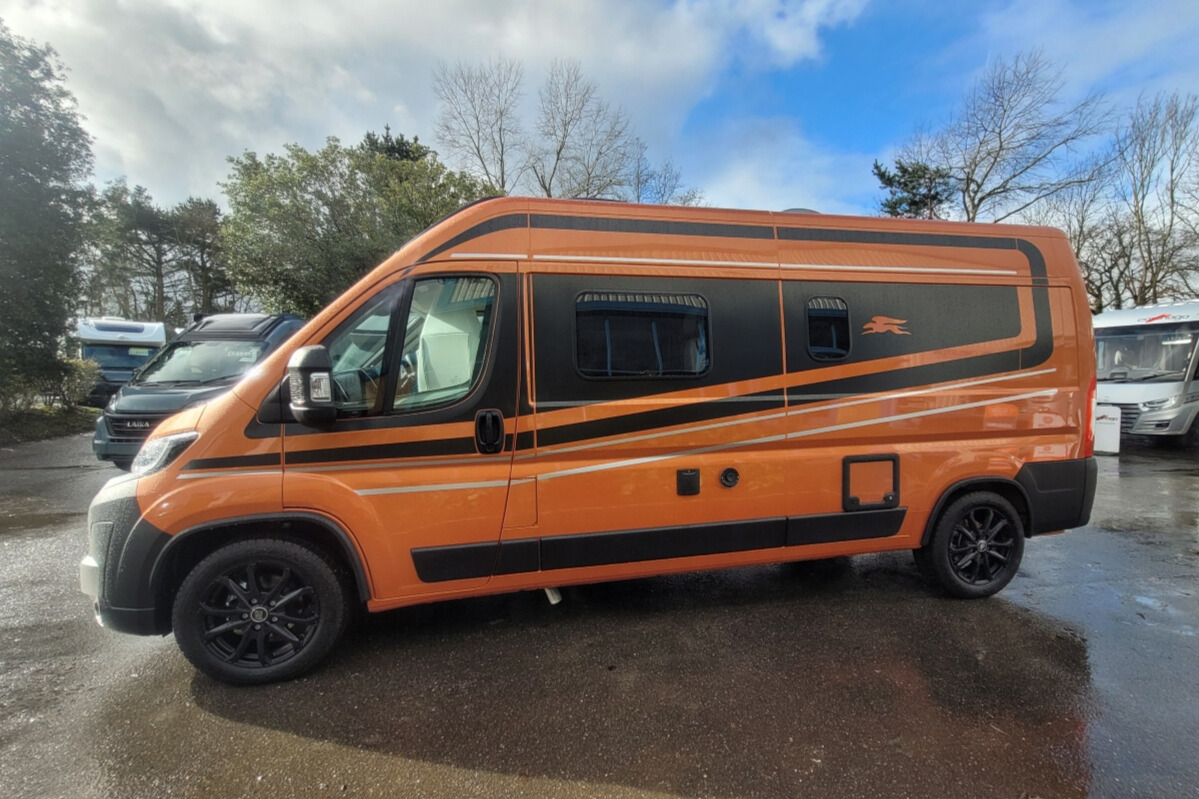 2689EA2 07 Laika KosmoSupremoArancioSicilia SMC18742