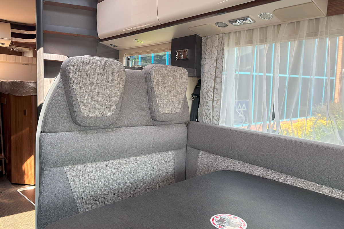 6D0882 10 2025 Carthago C2 Tourer I 147 RB LE Comfort 4.2t