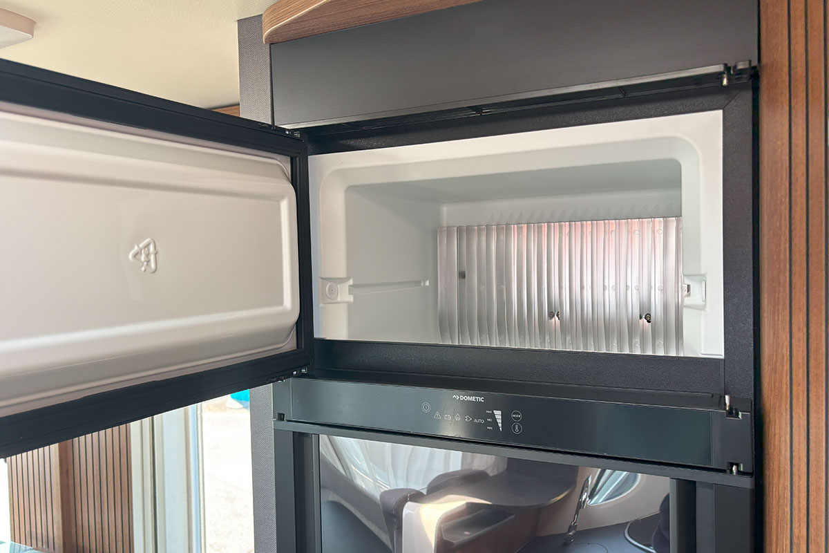 6D0882 14 2025 Carthago C2 Tourer I 147 RB LE Comfort 4.2t