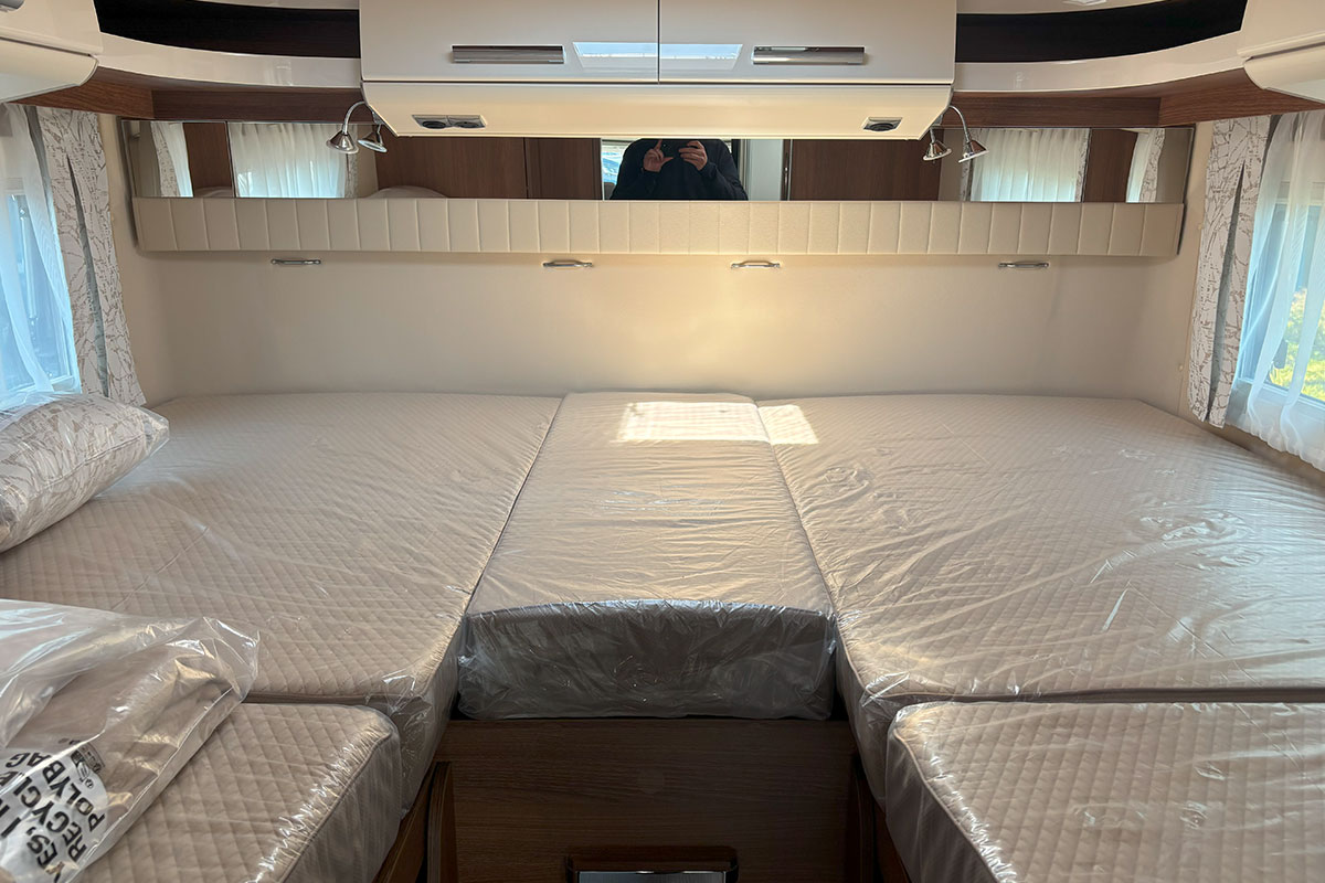 6D0882 17 2025 Carthago C2 Tourer I 147 RB LE Comfort 4.2t