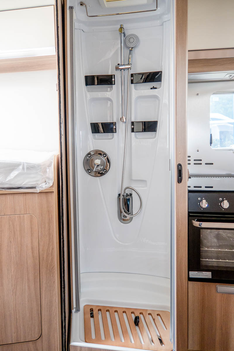 6D370E 30 2024 Laika EcovipL4009 ZFA25000002Y35821