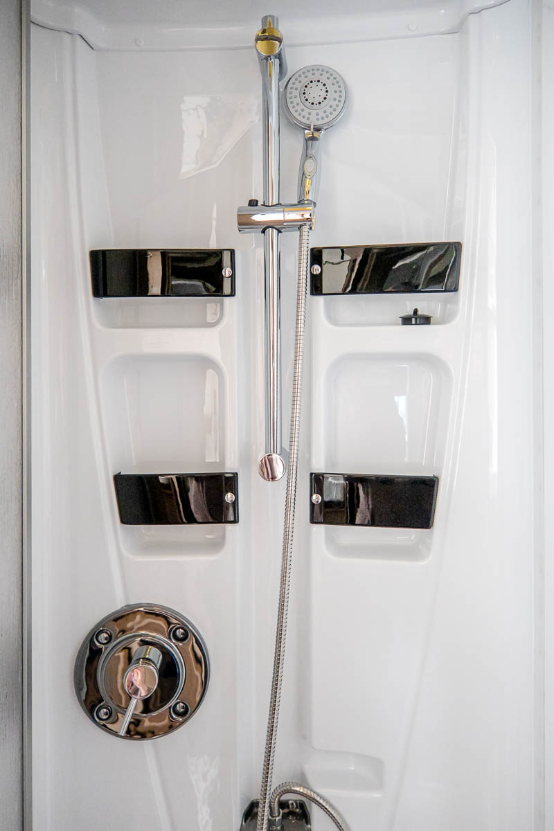 6D370E 31 2024 Laika EcovipL4009 ZFA25000002Y35821